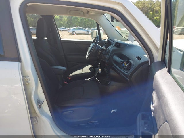 Продажа на аукционе авто 2017 Jeep Renegade Altitude Fwd, vin: ZACCJABB4HPE65756, номер лота: 44853883
