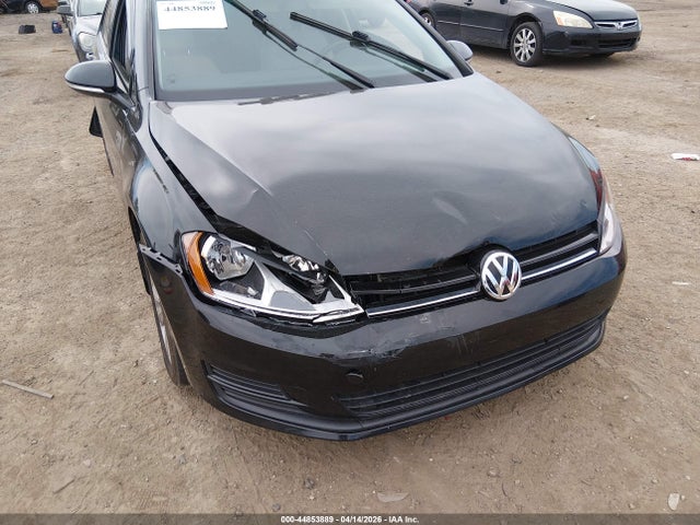 44853889 :رقم المزاد ، 3VW2A7AU2FM094708 vin ، 2015 Volkswagen Golf Tdi S 4-door مزاد بيع