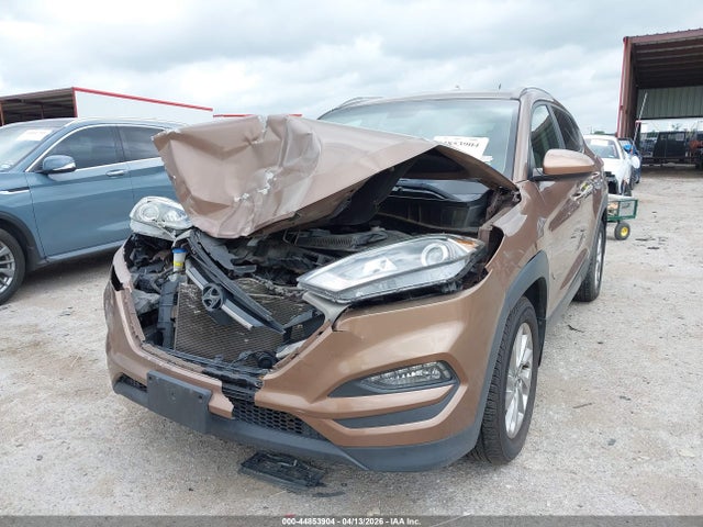 Продаж на аукціоні авто 2016 Hyundai Tucson Se, vin: KM8J33A49GU188899, номер лоту: 44853904