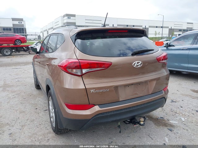 Продаж на аукціоні авто 2016 Hyundai Tucson Se, vin: KM8J33A49GU188899, номер лоту: 44853904