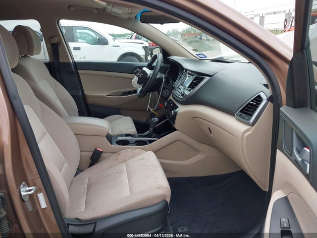 Продаж на аукціоні авто 2016 Hyundai Tucson Se, vin: KM8J33A49GU188899, номер лоту: 44853904