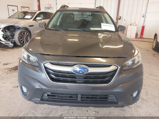 Продажа на аукционе авто 2021 Subaru Outback Premium, vin: 4S4BTADC0M3111903, номер лота: 44853916