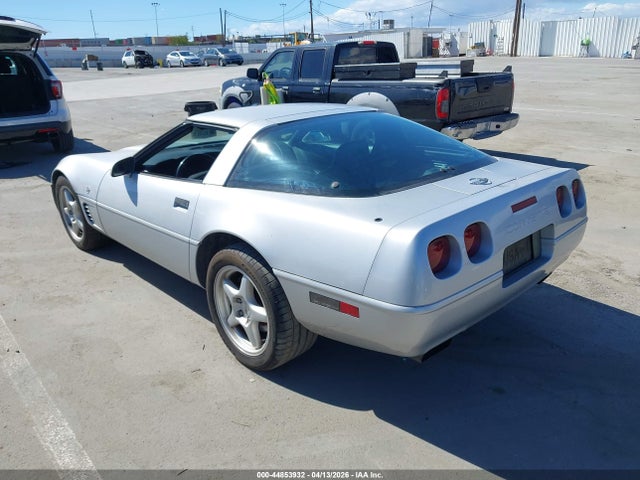 1996 CHEVROLET CORVETTE 1G1YY2250T5113107 Photo 2