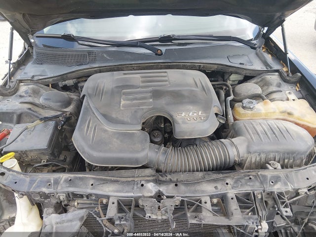 Продажа на аукционе авто 2015 Chrysler 300 Limited, vin: 2C3CCAAGXFH899058, номер лота: 44853933