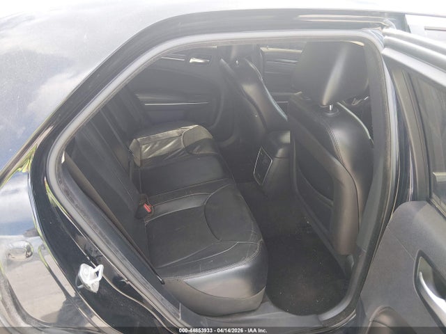 Продажа на аукционе авто 2015 Chrysler 300 Limited, vin: 2C3CCAAGXFH899058, номер лота: 44853933