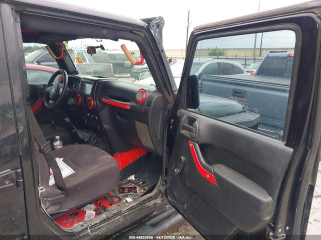 2013 JEEP WRANGLER UNLIMITED 1C4BJWDGXDL632587 Photo 4