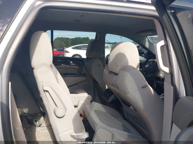 44853974 :رقم المزاد ، 5GAKRAKD9HJ238358 vin ، 2017 Buick Enclave Convenience مزاد بيع