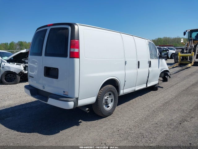 44853977 :رقم المزاد ، 1GCWGAFF8H1129844 vin ، 2017 Chevrolet Express 2500 Work Van مزاد بيع