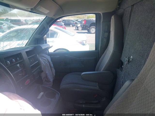 44853977 :رقم المزاد ، 1GCWGAFF8H1129844 vin ، 2017 Chevrolet Express 2500 Work Van مزاد بيع