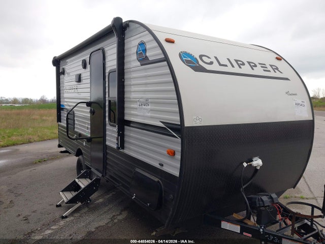 5ZT2CWFCXNJ131330 Coachmen Clipper