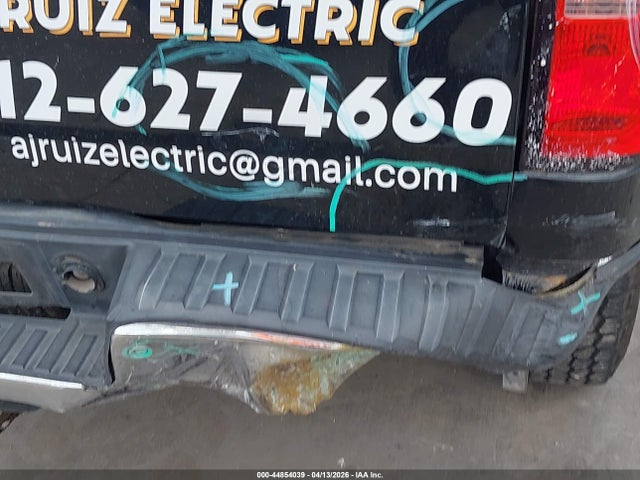 Продажа на аукционе авто 2015 Chevrolet Silverado 1500 1lt, vin: 1GCRCREC7FZ160323, номер лота: 44854039