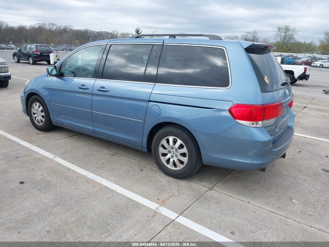 2010 HONDA ODYSSEY 5FNRL3H60AB025136 Photo 2