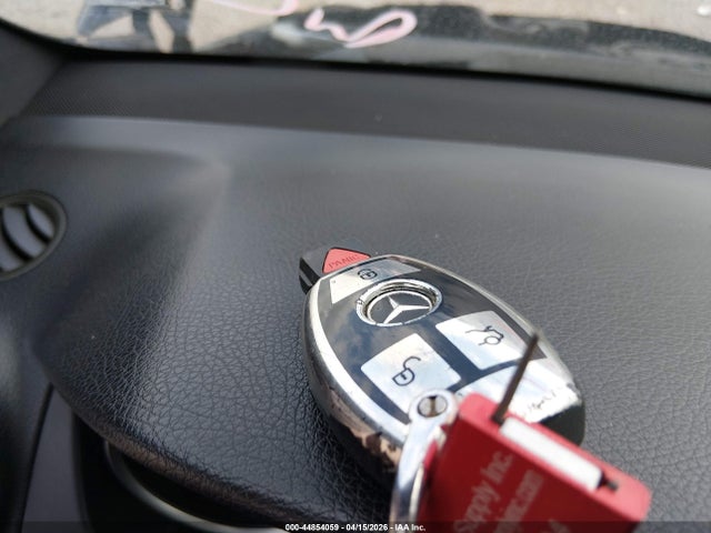 44854059 :رقم المزاد ، WDDGJ4HB2FG400804 vin ، 2015 Mercedes-benz C 250 مزاد بيع