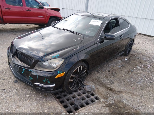 44854059 :رقم المزاد ، WDDGJ4HB2FG400804 vin ، 2015 Mercedes-benz C 250 مزاد بيع