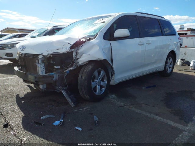 Aukcja sprzedaży 2011 Toyota Sienna Le V6, vin: 5TDKK3DC3BS046768, numer aukcji: 44854065