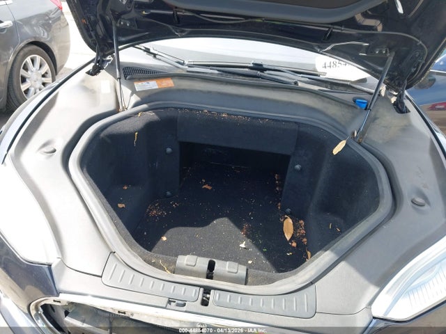 2014 TESLA MODEL S 5YJSA1H19EFP26280 Photo 9