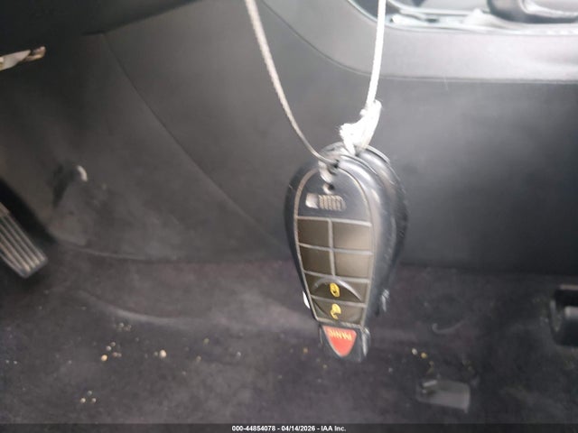 44854078 :رقم المزاد ، 1C4PJLCB4KD172313 vin ، 2019 Jeep Cherokee Latitude Fwd مزاد بيع