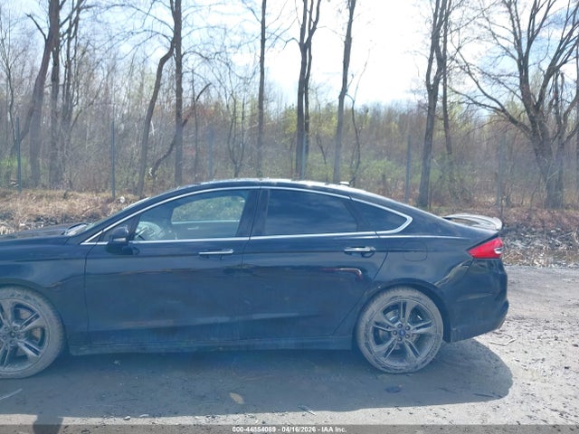 Продажа на аукционе авто 2017 Ford Fusion Sport, vin: 3FA6P0VP9HR261527, номер лота: 44854089