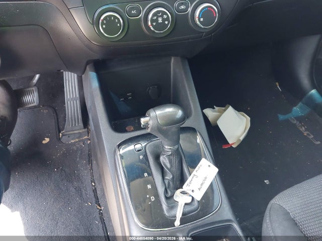 Продажа на аукционе авто 2017 Kia Forte Lx, vin: 3KPFK4A79HE137271, номер лота: 44854090