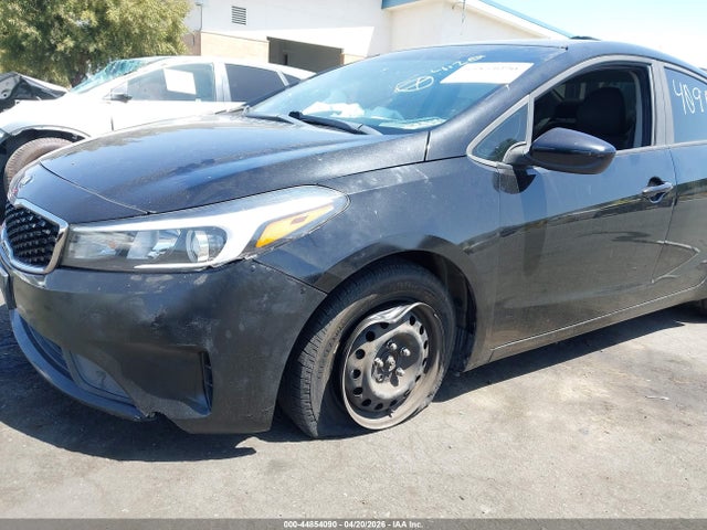 Продажа на аукционе авто 2017 Kia Forte Lx, vin: 3KPFK4A79HE137271, номер лота: 44854090