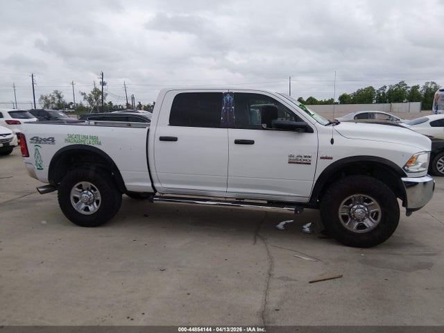 44854144 :رقم المزاد ، 3C6UR5CJ8JG155960 vin ، 2018 Ram 2500 Tradesman  4x4 6'4 Box مزاد بيع