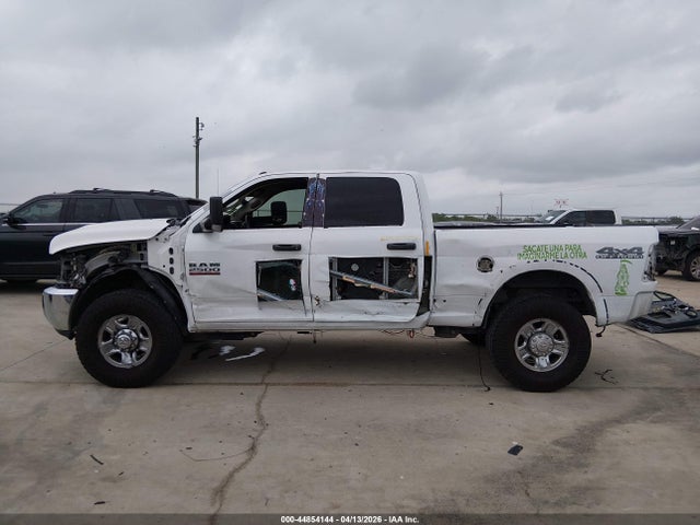 44854144 :رقم المزاد ، 3C6UR5CJ8JG155960 vin ، 2018 Ram 2500 Tradesman  4x4 6'4 Box مزاد بيع