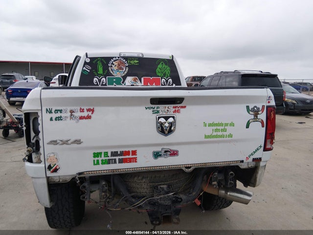 44854144 :رقم المزاد ، 3C6UR5CJ8JG155960 vin ، 2018 Ram 2500 Tradesman  4x4 6'4 Box مزاد بيع