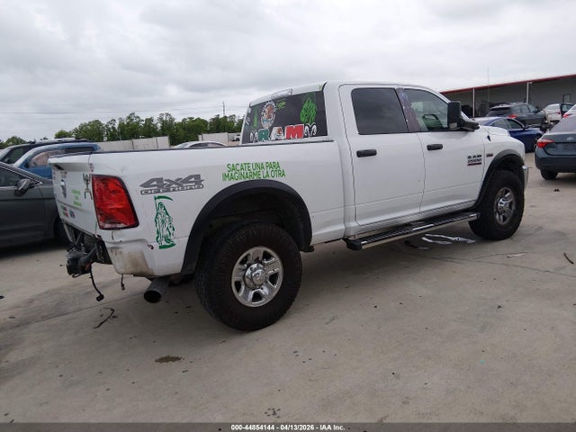 44854144 :رقم المزاد ، 3C6UR5CJ8JG155960 vin ، 2018 Ram 2500 Tradesman  4x4 6'4 Box مزاد بيع