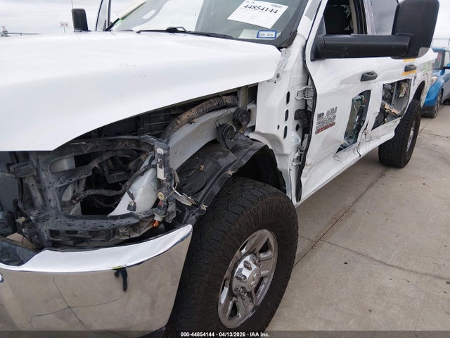 44854144 :رقم المزاد ، 3C6UR5CJ8JG155960 vin ، 2018 Ram 2500 Tradesman  4x4 6'4 Box مزاد بيع