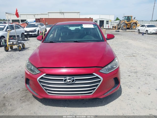Продажа на аукционе авто 2018 Hyundai Elantra Sel, vin: 5NPD84LF0JH219949, номер лота: 44854170