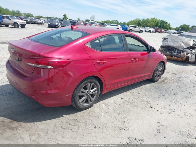 Продажа на аукционе авто 2018 Hyundai Elantra Sel, vin: 5NPD84LF0JH219949, номер лота: 44854170