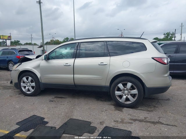 44854171 :رقم المزاد ، 1GNKRGKD6HJ123998 vin ، 2017 Chevrolet Traverse 1lt مزاد بيع