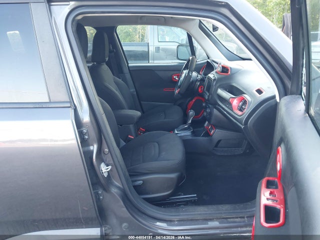 Продажа на аукционе авто 2018 Jeep Renegade Latitude Fwd, vin: ZACCJABB6JPH04780, номер лота: 44854191