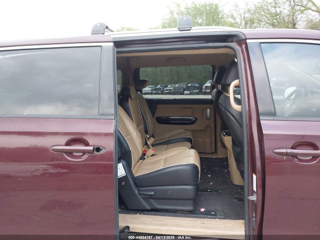 Продажа на аукционе авто 2015 Kia Sedona Ex, vin: KNDMC5C13F6024471, номер лота: 44854197