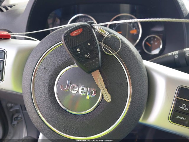 2017 Jeep Compass Latitude 4x4 მანქანა იყიდება აუქციონზე, vin: 1C4NJDEB8HD165545, აუქციონის ნომერი: 44854210