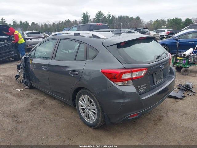 Subaru Impreza 2.0i Premium 2018 4S3GTAB69J3733628 Image 3