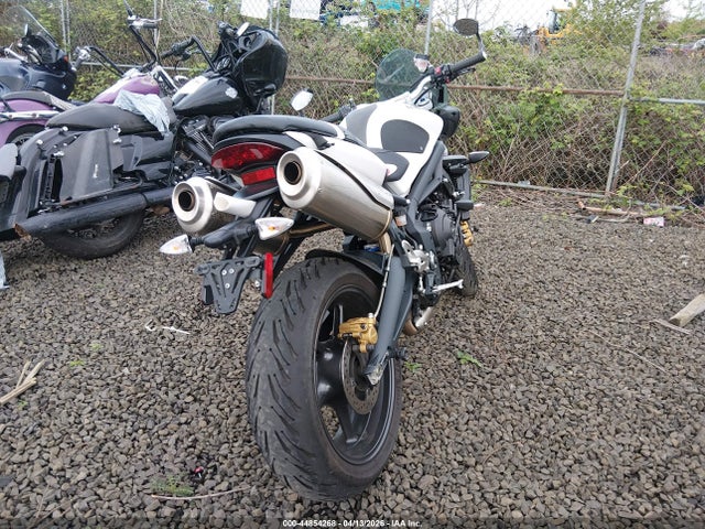44854268 :رقم المزاد ، SMTD02NE1CT534436 vin ، 2012 Triumph Motorcycle Street Triple R مزاد بيع
