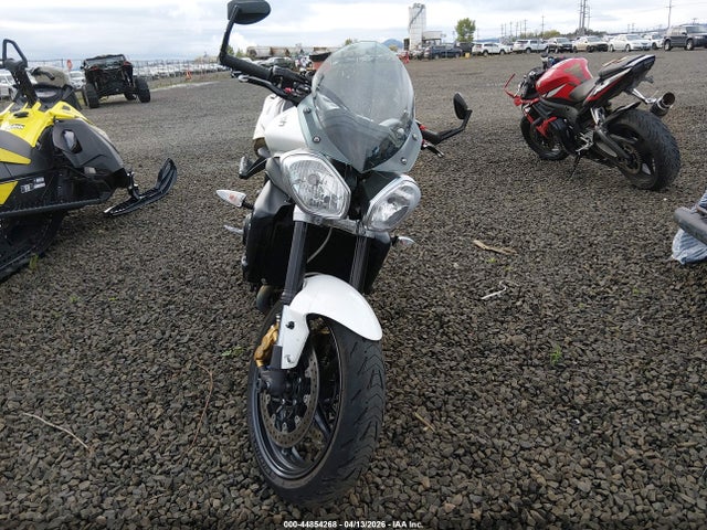 44854268 :رقم المزاد ، SMTD02NE1CT534436 vin ، 2012 Triumph Motorcycle Street Triple R مزاد بيع
