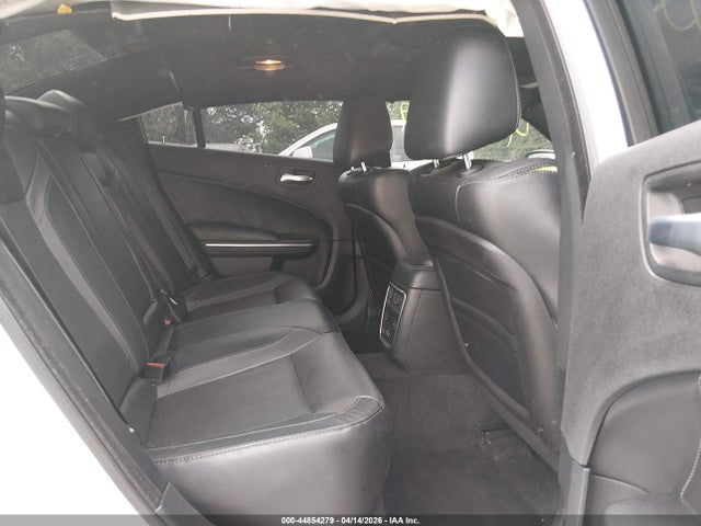 44854279 :رقم المزاد ، 2C3CDXJGXFH754828 vin ، 2015 Dodge Charger Sxt مزاد بيع