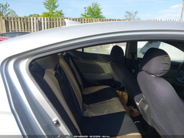Продажа на аукционе авто 2017 Hyundai Elantra Se, vin: 5NPD84LF6HH122216, номер лота: 44854289