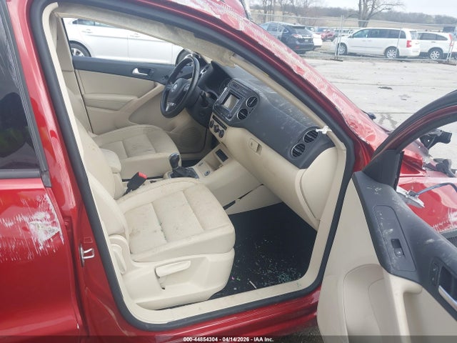 Продажа на аукционе авто 2016 Volkswagen Tiguan S, vin: WVGBV7AXXGW074883, номер лота: 44854304