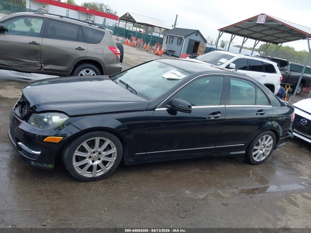 Aukcja sprzedaży 2013 Mercedes-benz C 300 Sport 4matic, vin: WDDGF8AB9DA785149, numer aukcji: 44854308