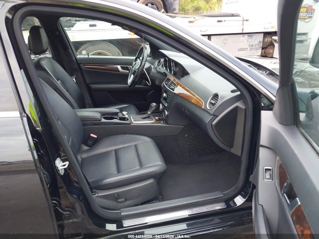 Aukcja sprzedaży 2013 Mercedes-benz C 300 Sport 4matic, vin: WDDGF8AB9DA785149, numer aukcji: 44854308