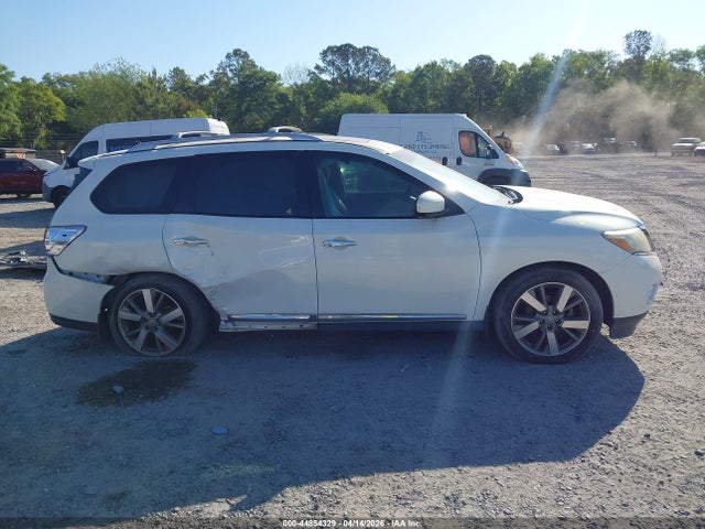 Продажа на аукционе авто 2014 Nissan Pathfinder Platinum, vin: 5N1AR2MN0EC692404, номер лота: 44854329