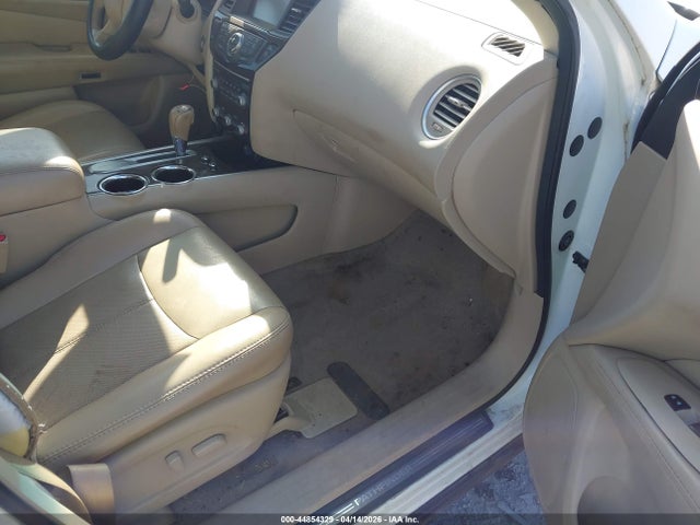 Продажа на аукционе авто 2014 Nissan Pathfinder Platinum, vin: 5N1AR2MN0EC692404, номер лота: 44854329