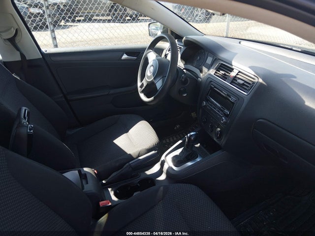 2014 Volkswagen Jetta 2.0l S მანქანა იყიდება აუქციონზე, vin: 3VW2K7AJ4EM373921, აუქციონის ნომერი: 44854338