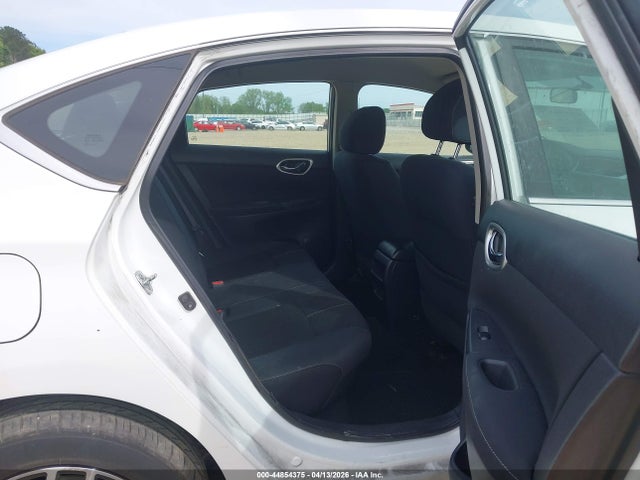 44854375 :رقم المزاد ، 3N1AB7APXFY286282 vin ، 2015 Nissan Sentra S مزاد بيع