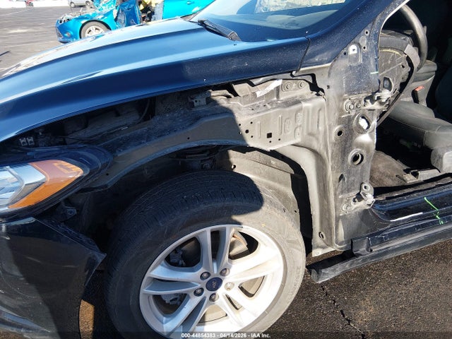 3FA6P0H73JR229514 Ford FUSION SE