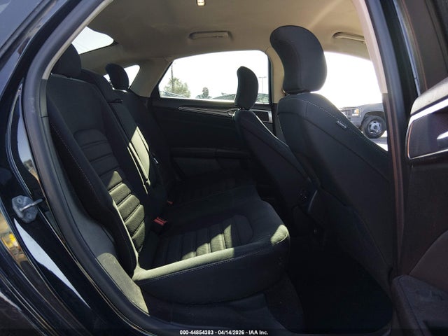 3FA6P0H73JR229514 Ford FUSION SE