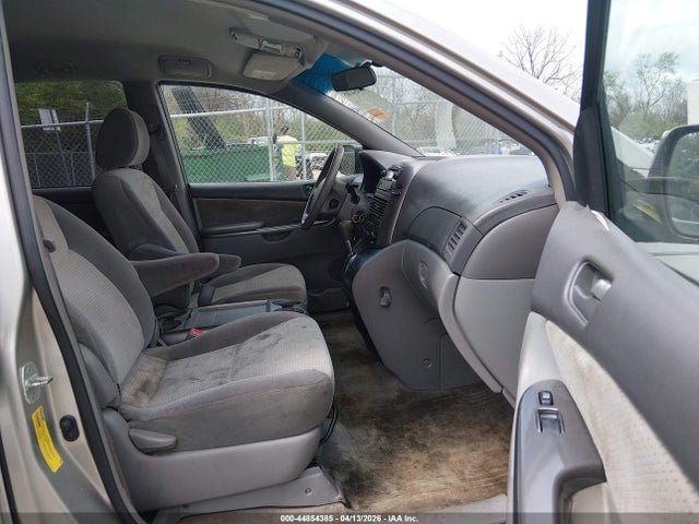 2009 TOYOTA SIENNA 5TDZK23C49S246787 Photo 4